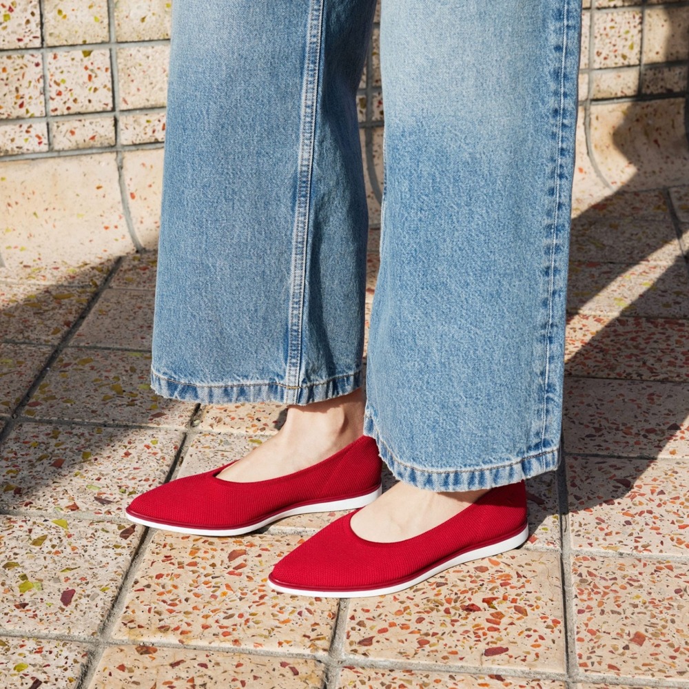 VIVAIA Ruby Red Water Repellent Pointed Toe Knit‎ Flats Women EU 38.5 US 7.5